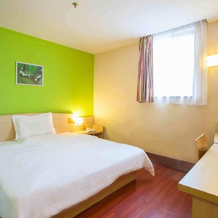 7Days Inn Bazhong Jiangbei Bus Station Centre Номер фото